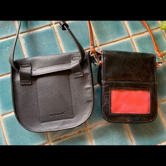 2 small purses - Picture 2 of 6